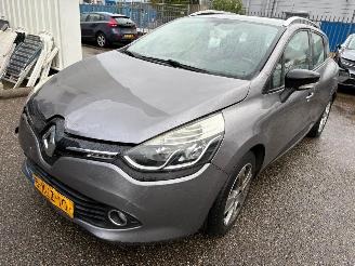 Auto incidentate Renault Clio Estate 0.9 TCe Expression 2013/5