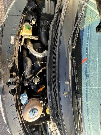 Volkswagen Transporter 2.5 TDI 300 BJ 2005 302.203 KM picture 15