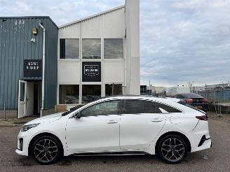 Kia Proceed 1.4 T-GDI GT-Line BJ 2020 76.365 KM picture 2