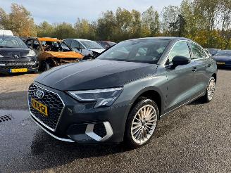 krockskadad bil auto Audi A3 Limousine 30 TFSI Advanced edition AUTOMAAT 2023/6
