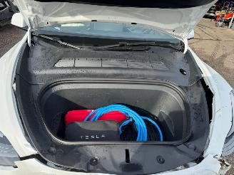 Tesla Model Y Long Range RWD 75 kWh picture 7