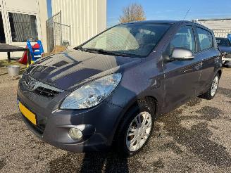 krockskadad bil auto Hyundai I-20 1.2i i-Motion 2011/6