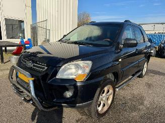 krockskadad bil auto Kia Sportage 2.0 CVVT Fifteen 2009/6