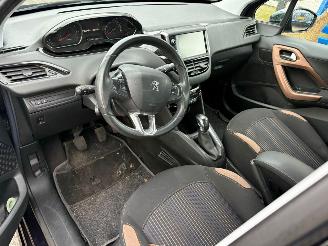 Peugeot 208 1.2 VTi Urban Soul picture 10