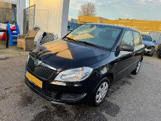  Skoda Fabia 1.2-12V Ambition 2011/3