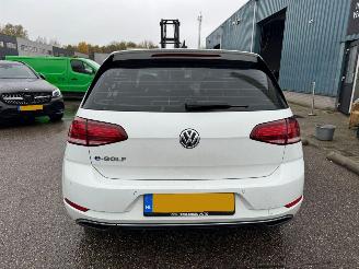Volkswagen e-Golf E-DITION picture 4