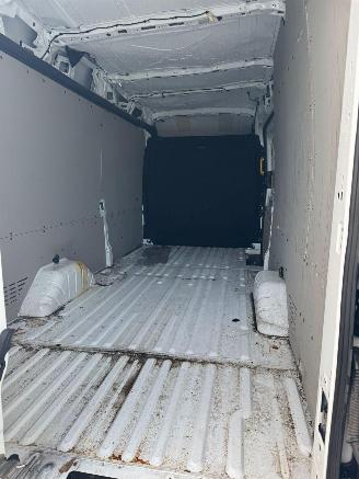 Ford Transit 350 2.0 TDCI L4H3 Trend RWD BJ 2023 picture 7