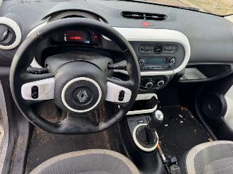 Renault Twingo 1.0 SCe Collection BJ 2017 216.850 KM picture 15