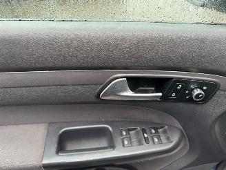 Volkswagen Touran 1.6 AUTOMAAT TDI Highline BlueMotion BJ 2014 513.424 KM picture 13