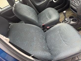 Toyota Yaris 1.3 VVT-i Idols BJ 2003 118.437 KM picture 15