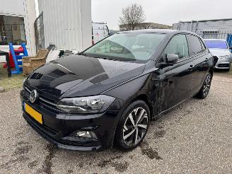 Schadeauto Volkswagen Polo 1.0 AUTOMAAT TSI Comfortline BJ 2019 90.619 KM 2019/1