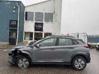 Hyundai Kona EV AUTOMAAT Comfort Smart 39 kWh BJ 2020 60.797 KM picture 2