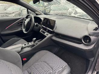 Toyota CH-R 2.0 AUTOMAAT Plug-in Hybrid 220 Executive BJ 2025 10.197 KM picture 21