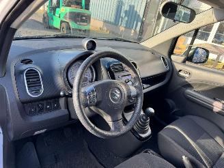 Suzuki Splash 1.0 VVT Exclusive EASSS BJ 2012 97.854 KM picture 10