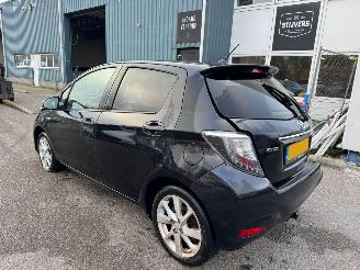 Toyota Yaris 1.5 Full Hybrid Dynamic AUTOMAAT picture 3