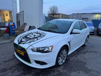 skadebil auto Mitsubishi Lancer Sportback 1.5 Edition One 2010/4