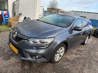 škoda osobní automobily Renault Mégane 1.3 TCe Limited 2019/6
