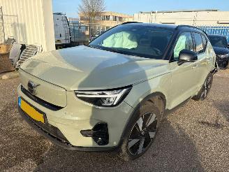 skadebil auto Volvo XC40 Single Motor Core AUTOMAAT  69 kWh BJ 2023 121.006 KM 2023/12
