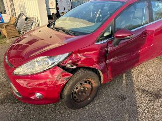 krockskadad bil auto Ford Fiesta 1.25 Titanium BJ 2012 51.131 KM 2012/1