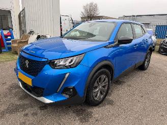 Schadeauto Peugeot e-2008 EV Active Pack 50 kWh 2022/6