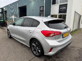 Ford Focus 1.0 EcoBoost ST Line Business picture 3