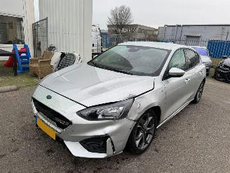skadebil auto Ford Focus 1.0 EcoBoost ST Line Business 2019/2