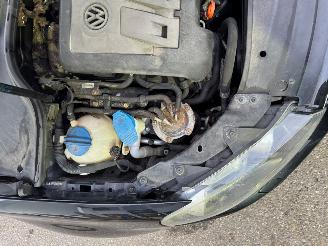 Volkswagen Golf 2.0 TDI Highline picture 10