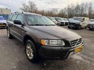 Volvo Xc-70 2.5 T Momentum picture 6