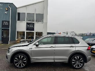 Volkswagen Tiguan 1.5 TSI ACT Highline Business R AUTOMAAT picture 2