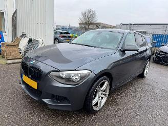 Vaurioauto  passenger cars BMW 1-serie 116i Business+ AUTOMAAT 2012/6