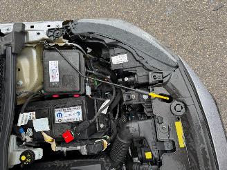 Peugeot 208 1.2 PureTech 75 Style picture 10