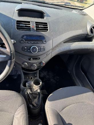 Chevrolet Spark 1.0 16V L picture 10