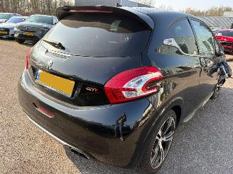 Peugeot 208 1.6 THP GTi picture 5