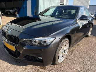 Schadeauto BMW 3-serie 318i AUTOMAAT M Sport Edition 2018/11