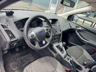 Ford Focus 1.6 EcoBoost Titanium picture 9