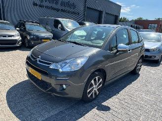 skadebil auto Citroën C3 1.2 VTi Collection 2013/5