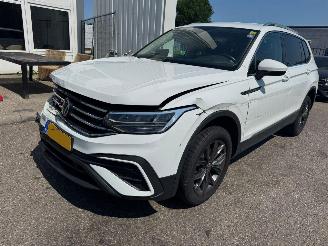 Unfallwagen Volkswagen Tiguan Allspace 1.5 TSI Life Business 7p. 2023/6