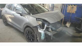 Coche siniestrado Ford Puma Kuga III (DFK), SUV, 2019 1.5 EcoBlue 2022/6