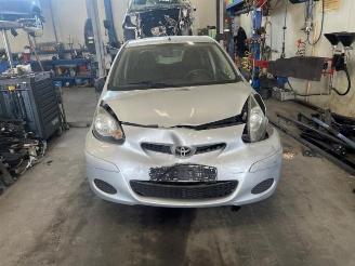 Coche siniestrado Toyota Aygo Aygo (B10), Hatchback, 2005 / 2014 1.0 12V VVT-i 2010/8