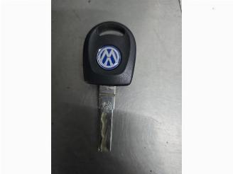 Salvage car Volkswagen Up! Up! (121), Hatchback, 2011 1.0 12V 60 2014/5