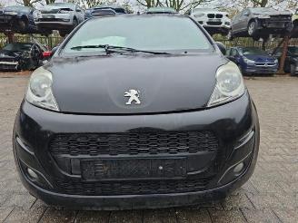 Coche siniestrado Peugeot 107 107, Hatchback, 2005 / 2014 1.0 12V 2012/12