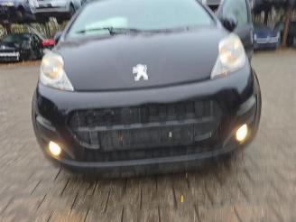 Peugeot 107 107, Hatchback, 2005 / 2014 1.0 12V picture 13