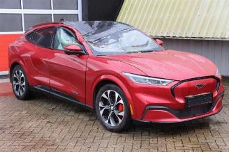 Salvage car Ford USA Mustang Mustang Mach-E, SUV, 2020 98kWh AWD 2021/5
