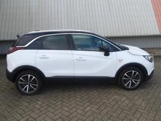 Coche siniestrado Opel Crossland Crossland X/Crossland, SUV, 2014 1.2 12V LPG 2018
