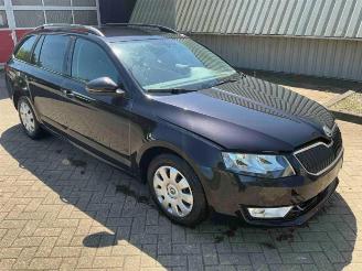 Auto da rottamare Skoda Octavia Octavia Combi (5EAC), Combi 5-drs, 2012 / 2020 1.2 TSI 16V 2014/2