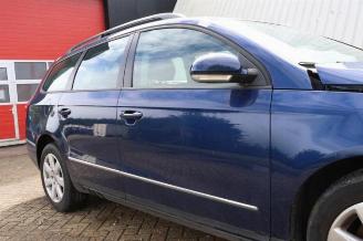 Volkswagen Passat Passat Variant (3C5), Combi, 2005 / 2010 2.0 TDI 140 picture 35