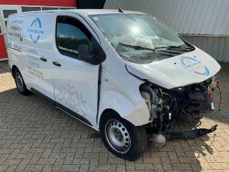 Salvage car Peugeot Expert Expert (V1/VA/VB/VE/VF/VT/VY), Van, 2016 2.0 Blue HDi 145 16V 2022/8