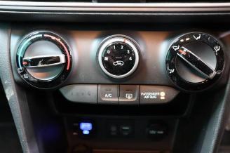 Hyundai Kona Kona (OS), SUV, 2017 / 2023 1.0 T-GDI 12V picture 19