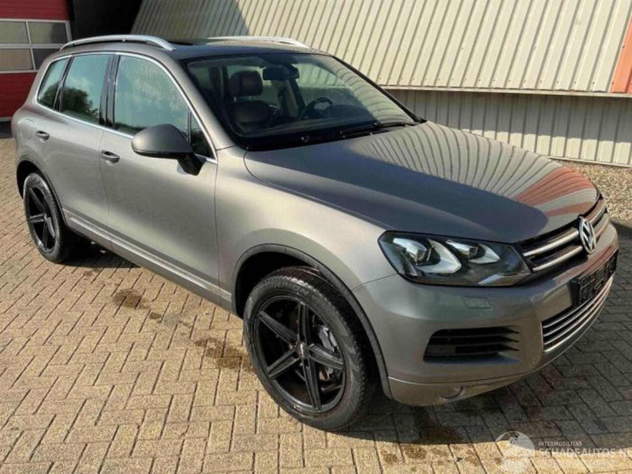 Volkswagen Touareg Touareg (7PA/PH), SUV, 2010 / 2018 3.0 V6 24V TSI Hybrid