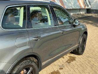 Volkswagen Touareg Touareg (7PA/PH), SUV, 2010 / 2018 3.0 V6 24V TSI Hybrid picture 26